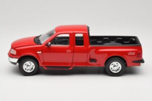 Ford F-150 Flareside SuperCab Червен Mira 1:18 6217 Метал — снимка 4 от 8