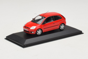 Ford Fiesta Mk5 2-Door Червен Minichamps 1:43 FIESTA004 Метал — снимка 2 от 4