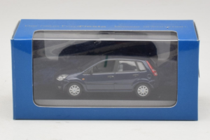 Ford Fiesta Mk5 4-Door Тъмносин Minichamps 1:43 FIESTA001 Метал — снимка 4 от 4
