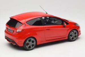 Ford Fiesta ST Mk7 Race Red Otto 1:18 OT1087 Смола — снимка 2 от 6