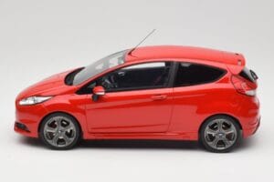 Ford Fiesta ST Mk7 Race Red Otto 1:18 OT1087 Смола — снимка 3 от 6