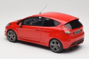 Ford Fiesta ST Mk7 Race Red Otto 1:18 OT1087 Смола — снимка 5 от 6