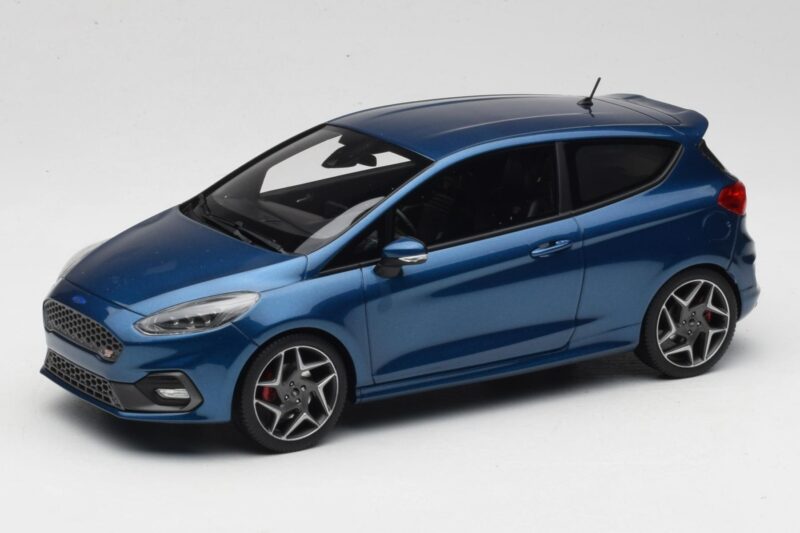 Ford Fiesta Mk8 ST Син DNA 1:18 DNA000092 Смола