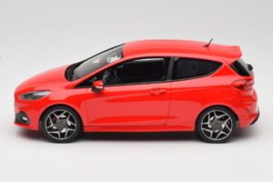 Ford Fiesta Mk8 ST Червен DNA 1:18 DNA000093 Смола — снимка 3 от 6