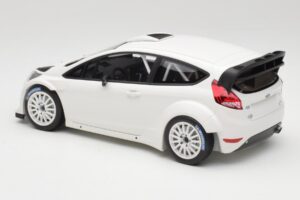 Ford Fiesta RS WRC Street Mk7 Бял Minichamps 1:18 151110890 Метал — снимка 5 от 6
