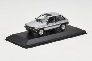 Ford Fiesta XR2 Сребрист Minichamps 1:43 400085160 Метал — снимка 2 от 4