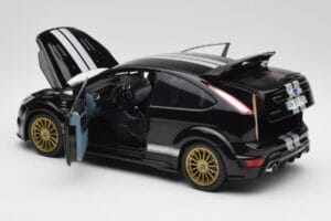 Ford Focus RS LM Classic Edition Panther Black 1966 Ford Mk II Tribute Minichamps 1:18 100080066 Метал — снимка 5 от 8
