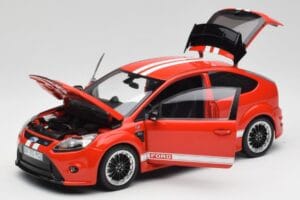 Ford Focus RS LM Classic Edition Race Red 1967 Ford Mk IV Tribute Minichamps 1:18 100080067 Метал — снимка 2 от 8
