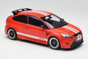 Ford Focus RS LM Classic Edition Race Red 1967 Ford Mk IV Tribute Minichamps 1:18 100080067 Метал — снимка 6 от 8