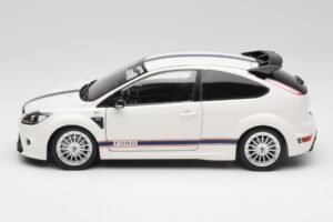 Ford Focus RS Mk2 LM Classic Бял Mk IIb Tribute Minichamps 1:18 100080167 Метал — снимка 4 от 8