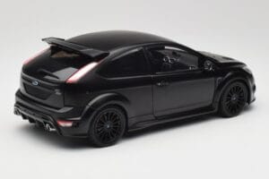 Ford Focus RS Mk2 Matte Black Minichamps 1:18 100080000 Метал — снимка 3 от 8
