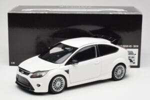 Ford Focus RS Mk2 Бял Minichamps 1:18 100080002 Метал — снимка 8 от 8