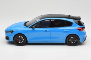 Ford Focus ST Edition Mk4 Azure Blue Otto 1:18 OT1186 Смола — снимка 3 от 6