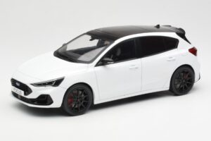 Ford Focus ST Mk4 Frozen Бял MCG 1:18 MCG18453 Метал