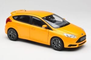 Ford Focus ST Mk2 Tangerine Scream Minichamps 1:18 110082005 Метал — снимка 6 от 8