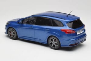 Ford Focus ST Turnier Mk3 Син MCG 1:18 MCG18465 Метал — снимка 5 от 6