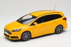 Ford Focus ST Turnier Mk3 Жълт MCG 1:18 MCG18464 Метал