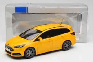 Ford Focus ST Turnier Mk3 Жълт MCG 1:18 MCG18464 Метал — снимка 6 от 6