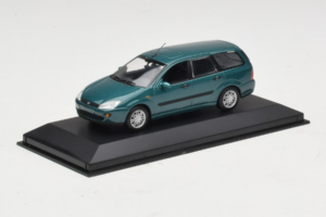 Ford Focus Mk1 Turnier Зелен Minichamps 1:43 FOCUS003 Метал — снимка 2 от 5