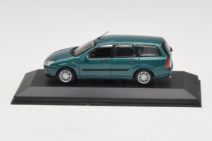 Ford Focus Mk1 Turnier Зелен Minichamps 1:43 FOCUS003 Метал