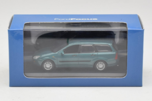Ford Focus Mk1 Turnier Зелен Minichamps 1:43 FOCUS003 Метал — снимка 5 от 5