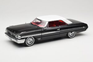 Ford Galaxie 500 Черен Sun Star 1:18 1442 Метал