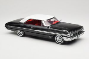 Ford Galaxie 500 Черен Sun Star 1:18 1442 Метал — снимка 6 от 8