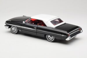 Ford Galaxie 500 Черен Sun Star 1:18 1442 Метал — снимка 7 от 8