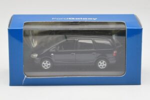 Ford Galaxy Mk1 Син Minichamps 1:43 430089501 Метал — снимка 4 от 4
