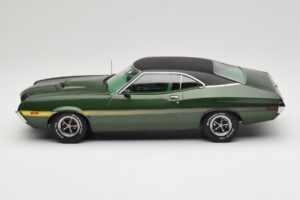 Ford Gran Torino Sport Зелен IXO 1:18 18CMC185 Метал — снимка 3 от 6