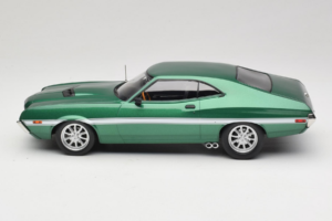 Ford Gran Torino Sport Green Metallic IXO 1:18 18CMC264 Метал — снимка 3 от 6