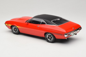 Ford Gran Torino Sport Червен IXO 1:18 18CMC263 Метал — снимка 5 от 6