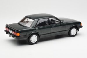 Ford Granada Mk2 2.8 Injection Тъмнозелен MCG 1:18 MCG18263 Метал — снимка 2 от 6