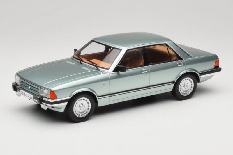 Ford Granada Mk2 2.8 Ghia Light Green Metallic MCG 1:18 MCG18535 Метал