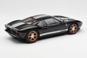 Ford GT Черен С Бели Ивици AUTOart 1:18 73023 Метал — снимка 3 от 8