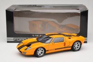 Ford GT Оранжев Beanstalk Group 1:18 0686500597 Метал — снимка 8 от 8