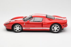 Ford GT Червен AUTOart 1:18 73021 Метал — снимка 4 от 8