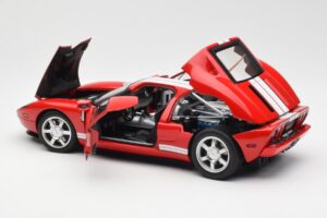 Ford GT Червен AUTOart 1:18 73021 Метал — снимка 5 от 8