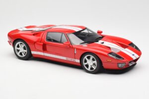 Ford GT Червен AUTOart 1:18 73021 Метал — снимка 6 от 8