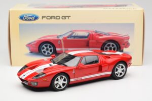 Ford GT Червен AUTOart 1:18 73021 Метал — снимка 8 от 8