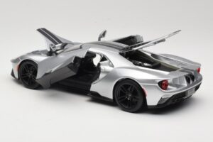 Ford GT Сребрист Maisto 1:18 31384 Метал — снимка 5 от 8