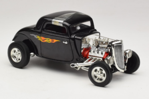 Ford Hot Rod Черен Rydell High Grease ERTL 1:18 36602 Метал — снимка 4 от 6