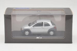 Ford Ka Mk1 Сребристо Сив Minichamps 1:43 130248 Метал — снимка 4 от 4