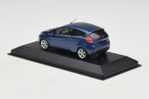 Ford Ka Dark Blue Metallic Minichamps 1:43 FORD004 Метал — снимка 3 от 4