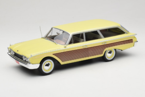 Ford Country Squire Жълт MCG 1:18 MCG18048 Метал