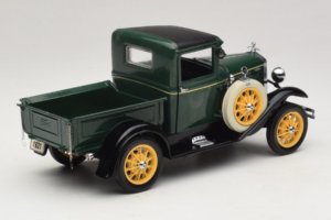 Ford Model A Pickup Valley Green Motor City 1:18 40003 Метал — снимка 3 от 8