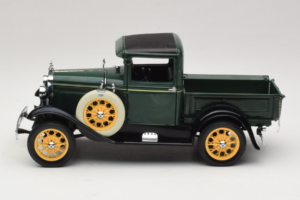Ford Model A Pickup Valley Green Motor City 1:18 40003 Метал — снимка 4 от 8