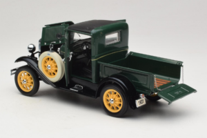 Ford Model A Pickup Valley Green Motor City 1:18 40003 Метал — снимка 5 от 8