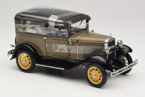 Ford Model A Tudor Chicle Drab Motor City 1:18 41003 Метал — снимка 4 от 6