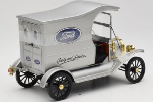 Ford Model T Delivery Truck Сребрист Eagle Collectibles 1:18 430600 Метал — снимка 2 от 6